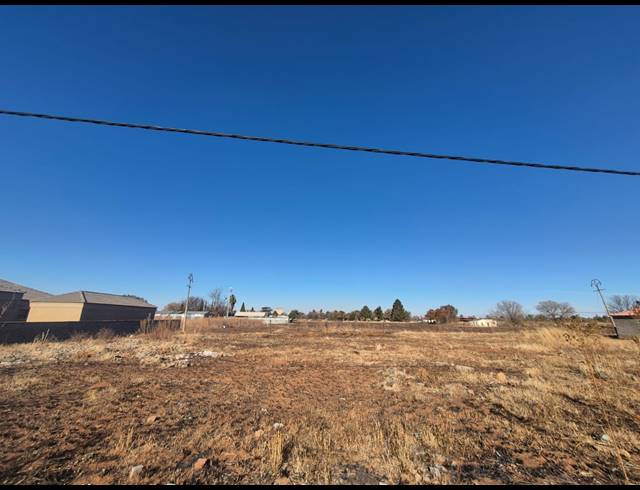 876M² VACANT LAND FOR SALE IN UNITAS PARK